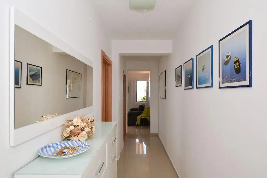 Apartment In Seget Vranjica With Sea View, Balcony, Air Conditioning, Wifi 91-3