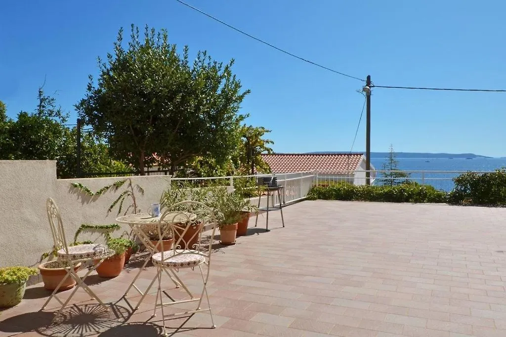 Apartment In Seget Vranjica With Sea View, Balcony, Air Conditioning, Wifi 91-3 0*,